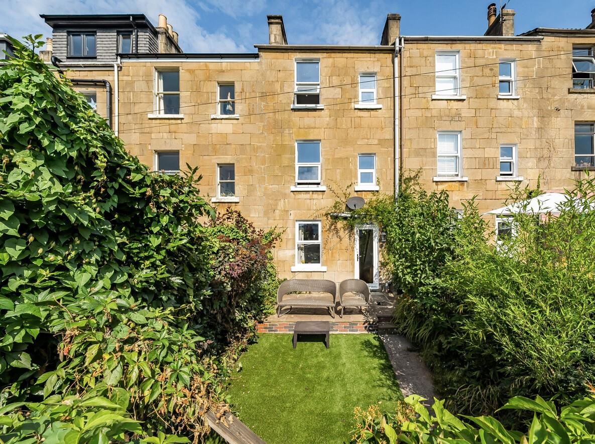 Gillingham Terrace, Bath, BA1